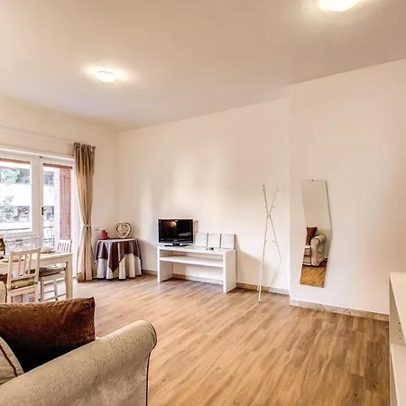 Apartment Aura Paradise - With Parking Garage *