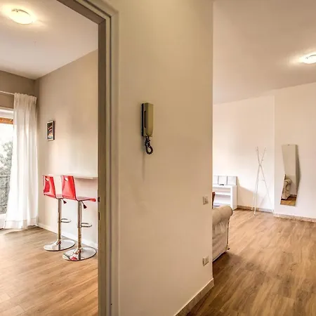 Aura Paradise - With Parking Garage * Rome