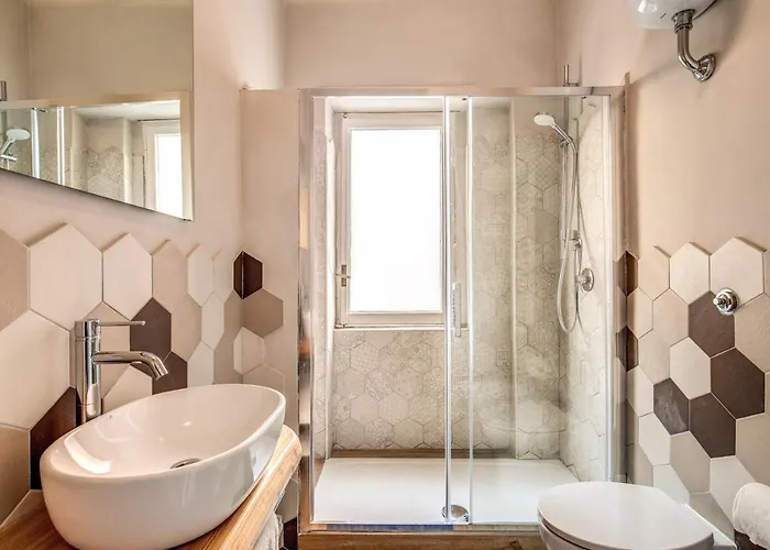 Qflat Aura Paradise Vatican With Parking Garage Apartment