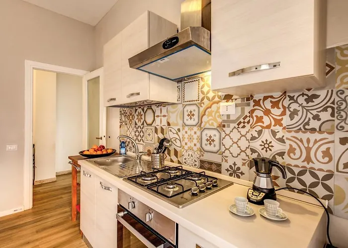 Qflat Aura Paradise Vatican With Parking Garage Rom