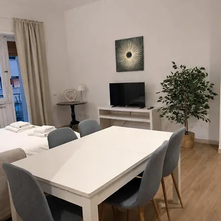 Qflat Aura Paradise Vatican With Parking Garage 아파트